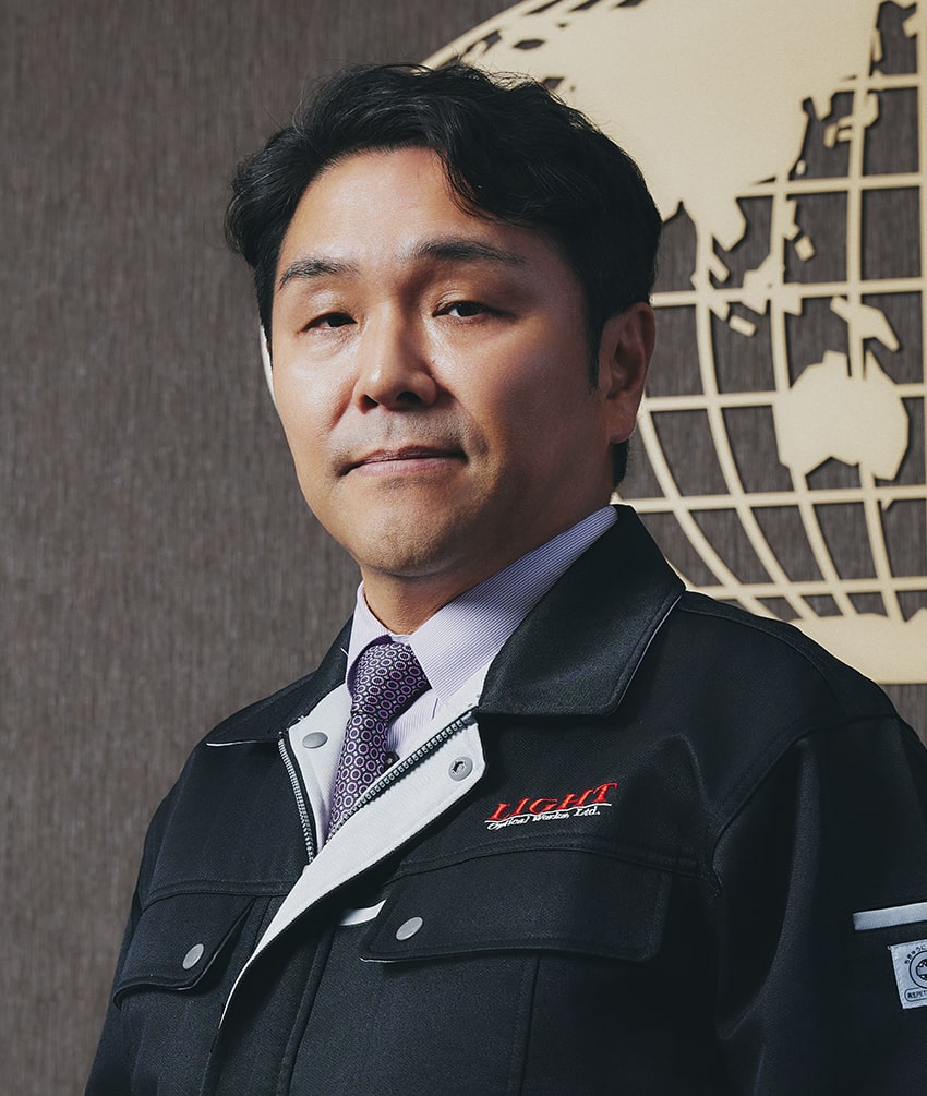 ライト光機製作所 代表取締役社長 岩波 雅富